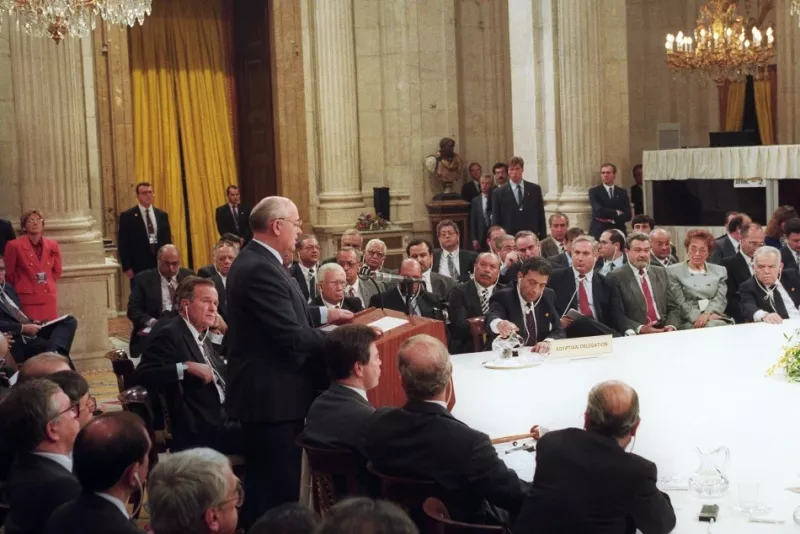 Стороны Мадридского соглашения и Мадридского протокола madrid-gorbachev.jpg